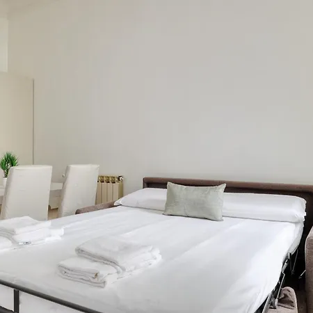 Joivy Charming Flat With Easy Centre Access Апартаменты Милан
